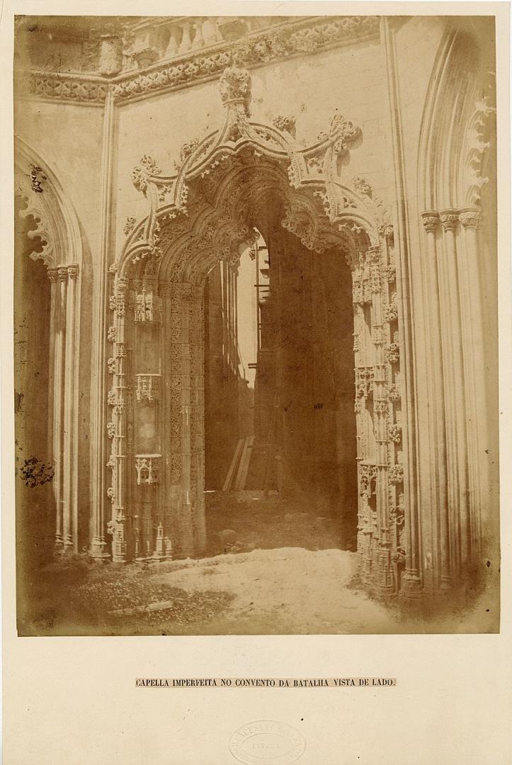 Capella Imperfeita no Convento da Batalha vista de lado<br>CIFKA, Wenceslau (1811 - 1884)